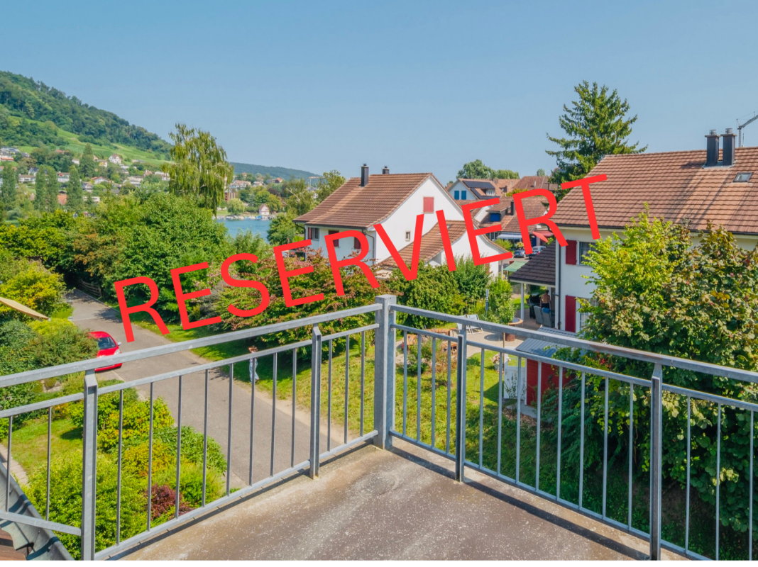 Charmante 3½-Zimmer-Maisonette mit Rheinblick