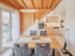 Charmante 2.5-Zimmer-Maisonette mit Rheinblick - Bild