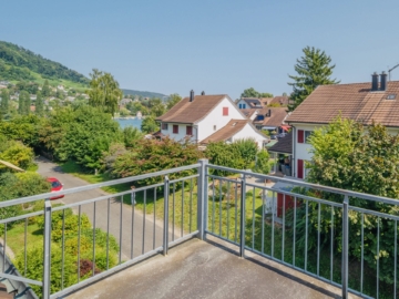Charmante 2.5-Zimmer-Maisonette mit Rheinblick, 8259 Wagenhausen, Maisonettewohnung