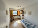 5.5 Zimmer Terrassenhaus in zentraler Lager - Bild